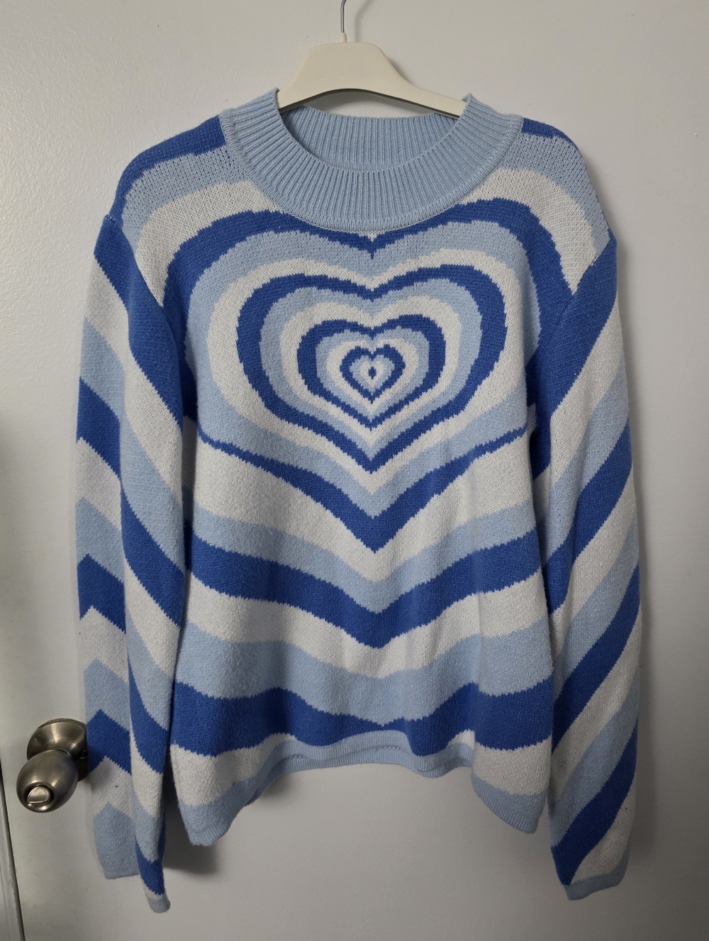 NWT Cider Blue Heart Stripe Crew Sweater